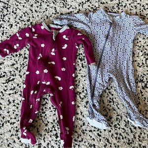 A pair of Zippy Jamz pyjamas 6-9m